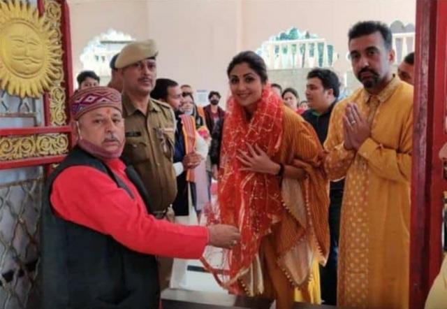 Shilpa Shetty At Jwalamukhi Temple With Husband Raj