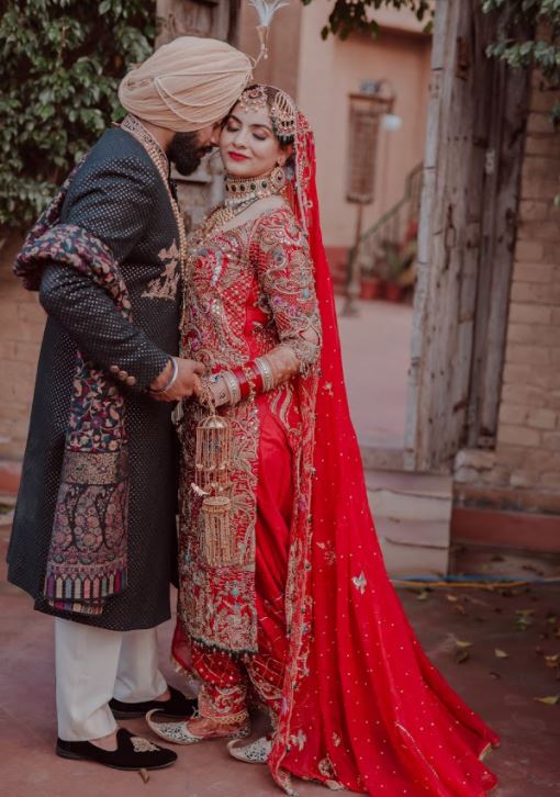 Inside Amalie and Karandeep's stunning pre-pandemic Punjabi wedding in New  Delhi | Vogue India