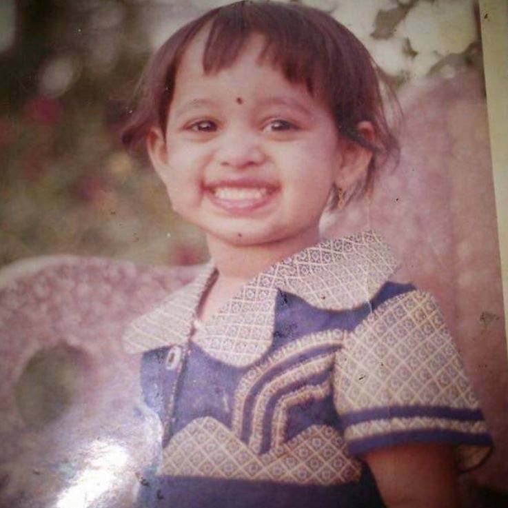 Sonalika Joshi childhood photo