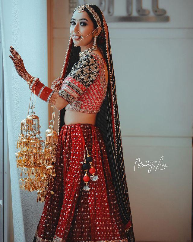 bride polychromatic outfit