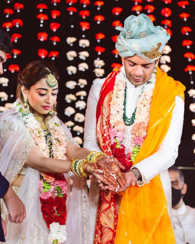 Kresha Bajaj bride photos
