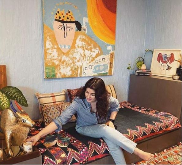 twinkle khanna in her home