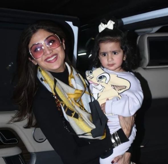 Shilpa Shetty With Daughter Samisha