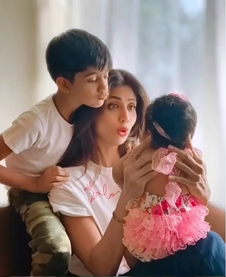 Shilpa Shetty With Her Kids