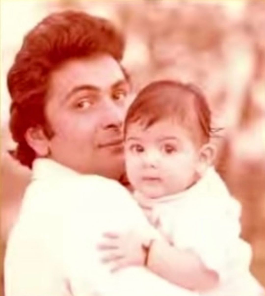 Late Rishi Kapoor with daughter Riddhima Kapoor