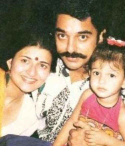 Kamal Haasan with ex wife Sarika and daughter