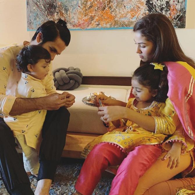 Shahid-Mira with kids