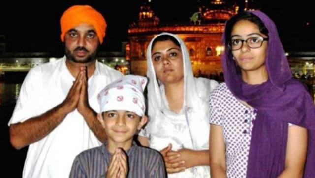 Bhagwant Mann with ex wife and kids